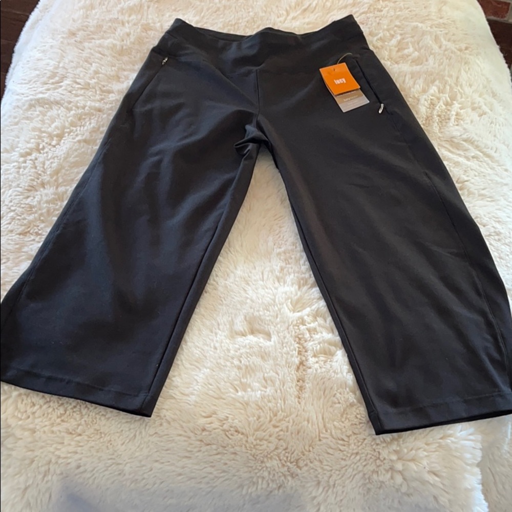 ❤️❤️Lucy Brand Everyday Capri❤️